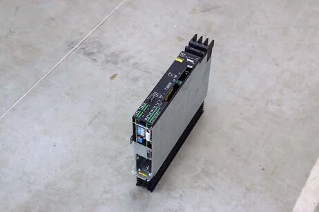 411528 (1)